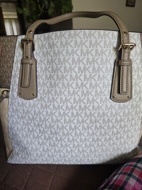 Michael Kors Beige Logo Tote Bag